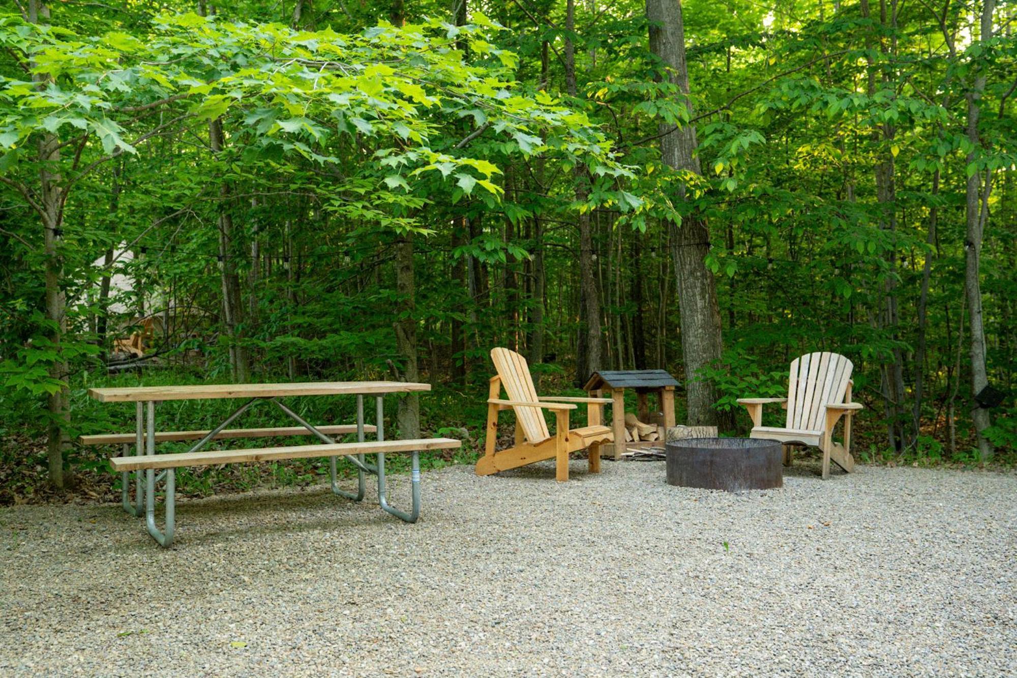 Grotto Getaway Hotel Miller Lake Luaran gambar