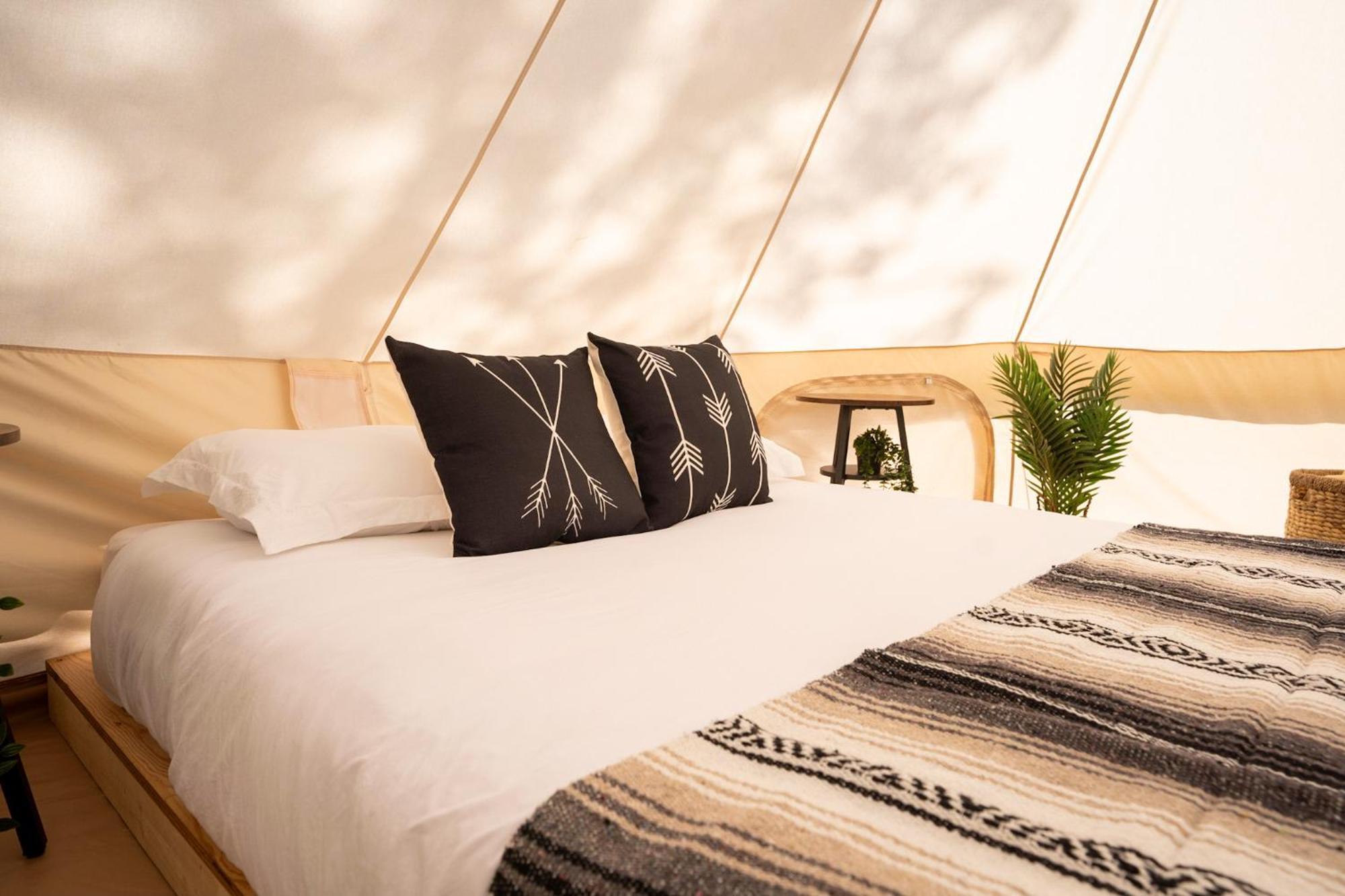 Grotto Getaway Hotel Miller Lake Luaran gambar